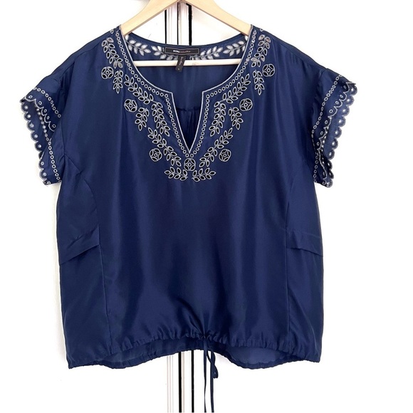 BCBGmaxazria Navy Blue Silk Embroidered Short Sleeve Peasant Blouse Size Medium - Picture 1 of 9